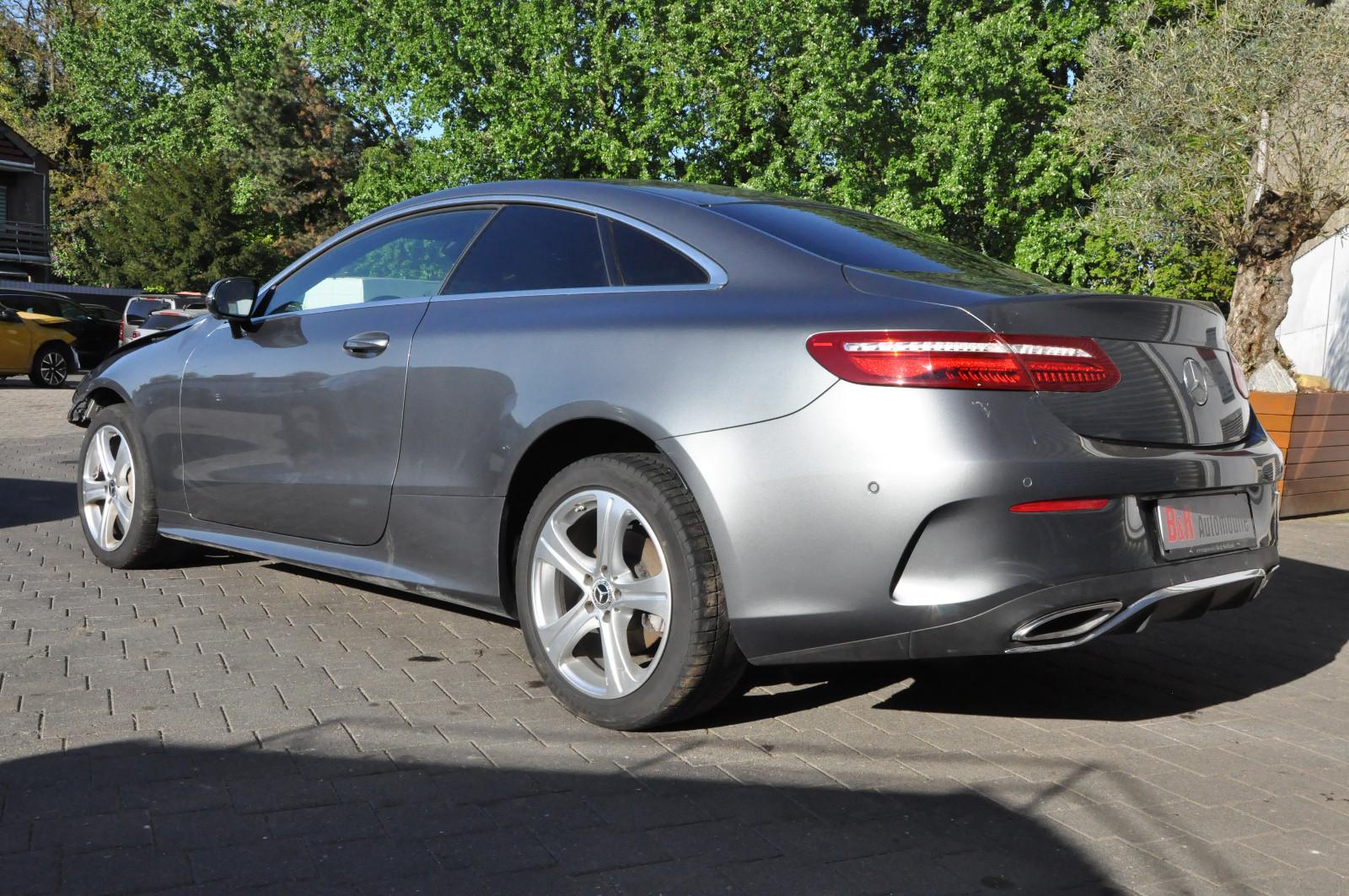 Mercedes-Benz E 300 E Coupe E 300