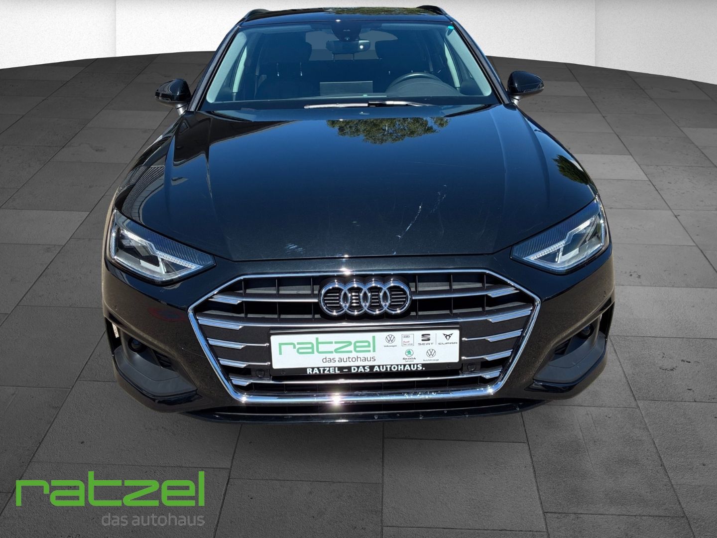 Fahrzeugabbildung Audi A4 Avant 35 TFSI S tronic Navi LED El. Heckklapp