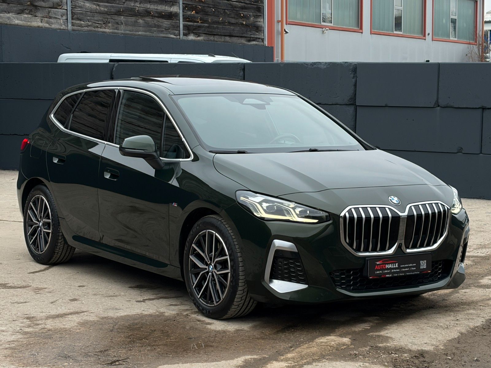 Fahrzeugabbildung BMW 223i Active Tourer M Sport Pano Massage H&K AHK