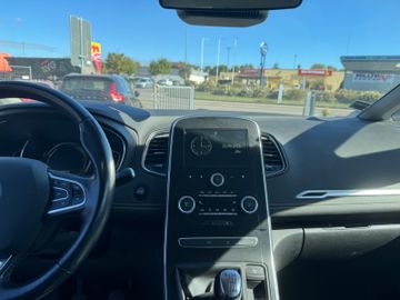 Renault Scenic - 11