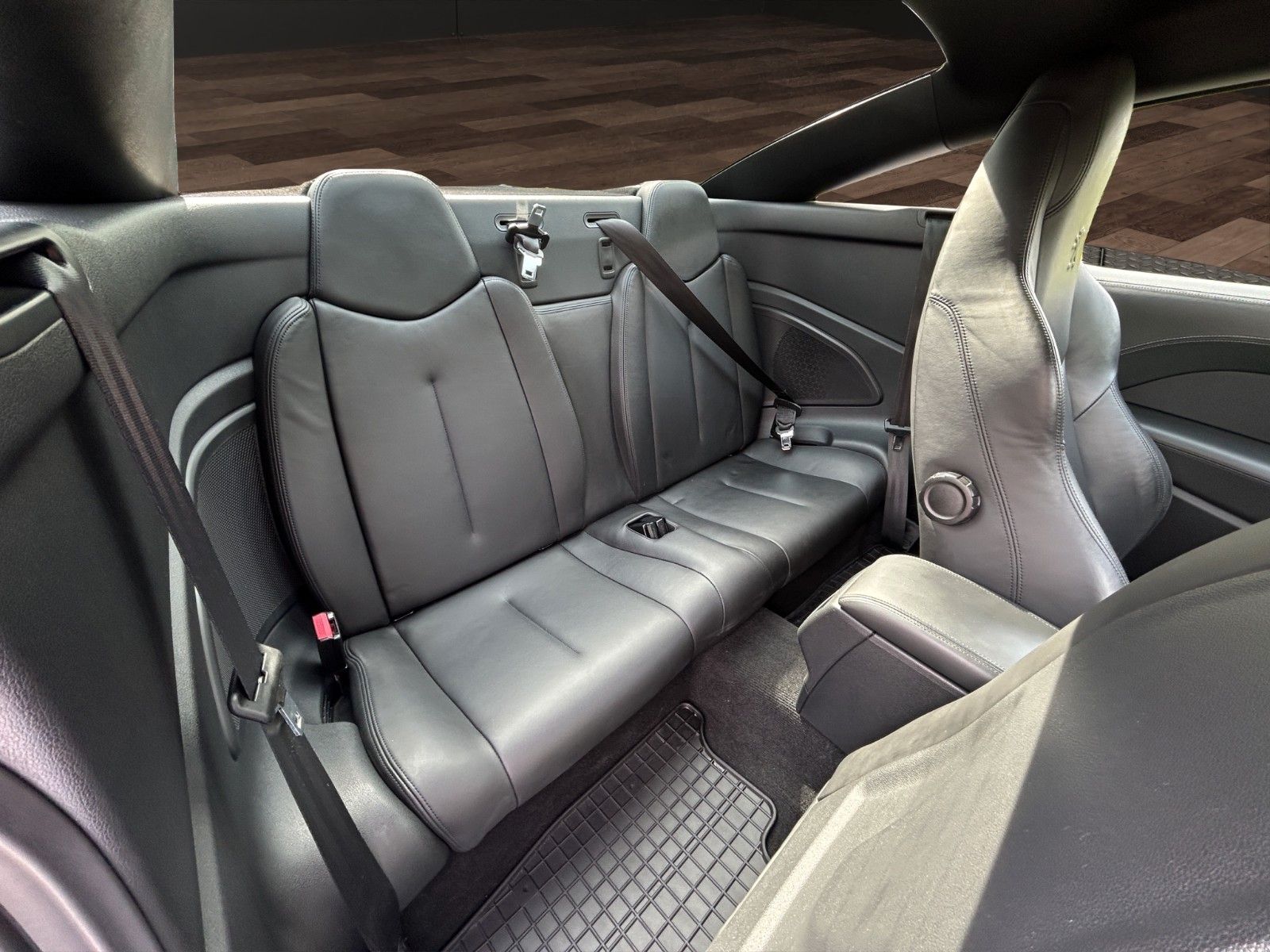 Fahrzeugabbildung Peugeot RCZ 200 Klimaaut/el Ledersitze/Shz/Xenon/