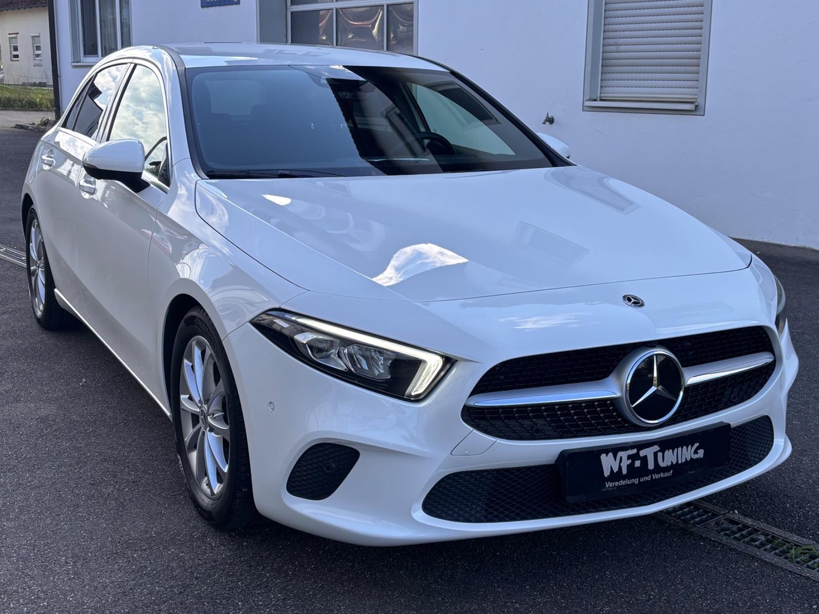 Mercedes-Benz A 180D*Standh.*AHK*Head Up*Sitzh.*LED*MEGA*