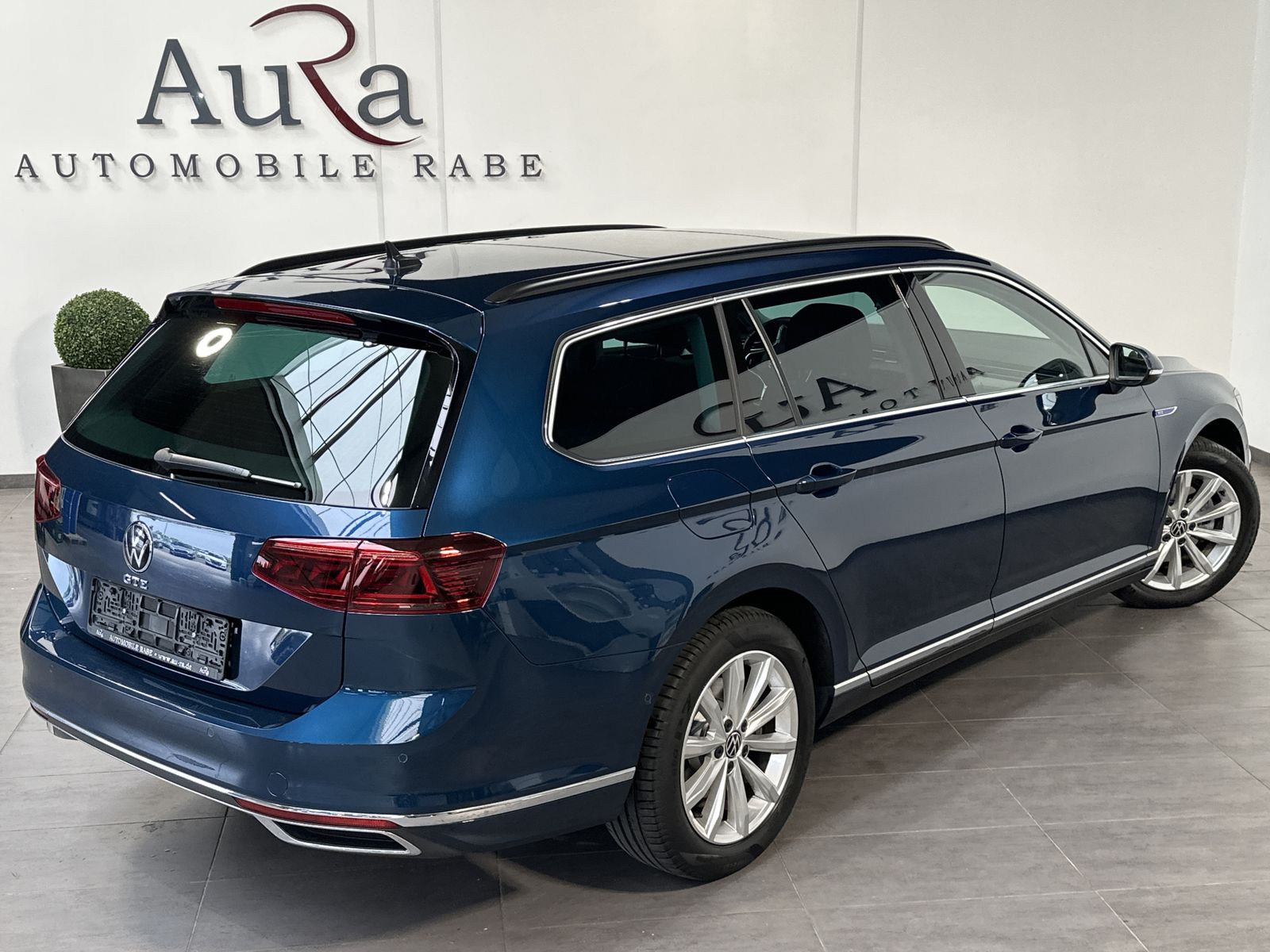 Fahrzeugabbildung Volkswagen Passat Variant GTE NAV+IQ-LIGHT+PANORAMA+ACC+VC
