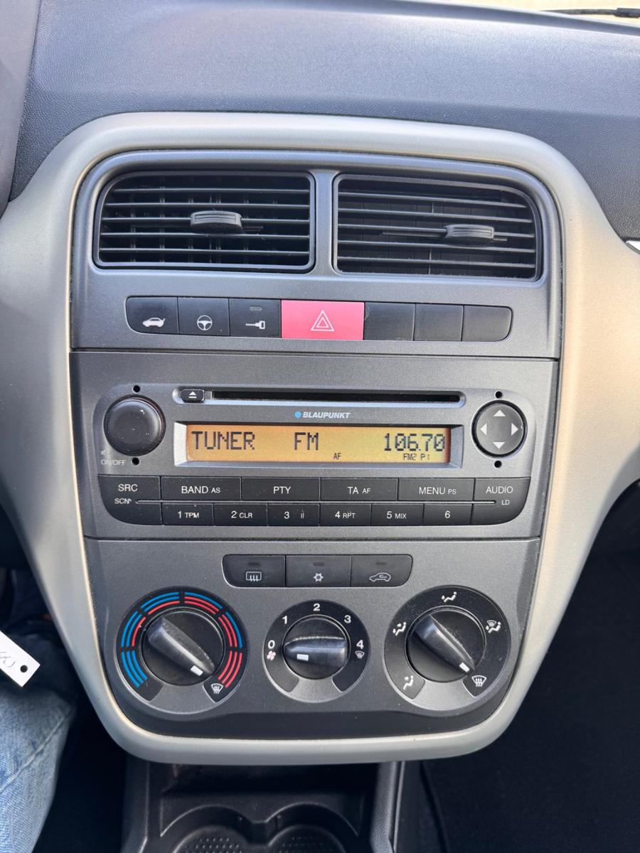 Fiat Grande Punto 1.4 - 1.HD - Klima - TÜV NEU -97tkm