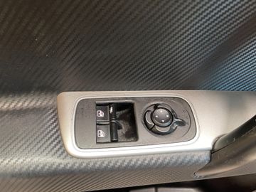 Alfa Romeo MiTo Quadrifoglio Verde *ALCANTARA*SZHZ*PDC*SOUS