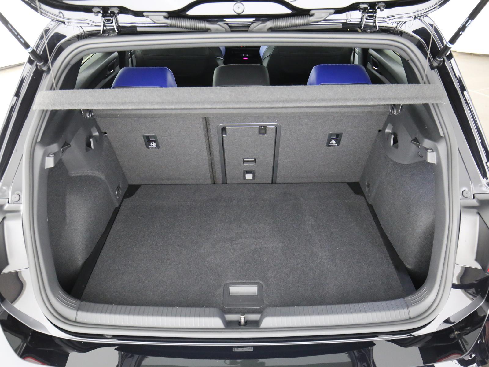 Volkswagen Golf VIII R 2,0 TSI 4MOTION DSG LED ACC Alufel, миниатюра 24
