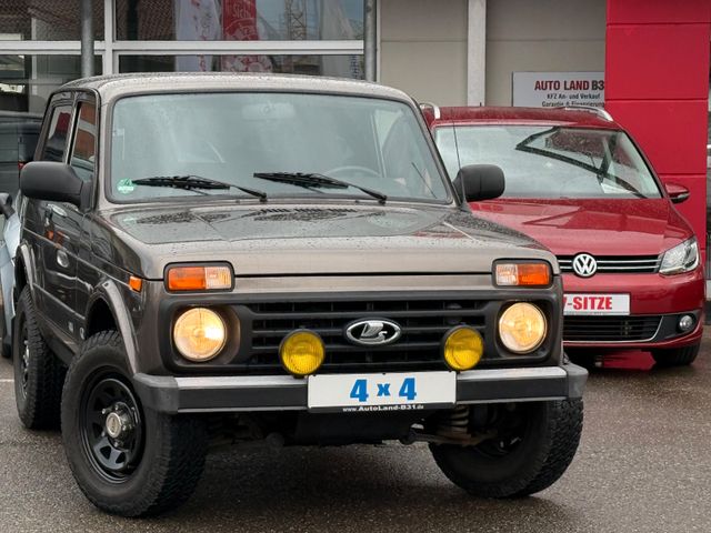 Lada Niva 4x4 1,7 Eu6 AHK AUX USB DAB Dotz Wenig KM