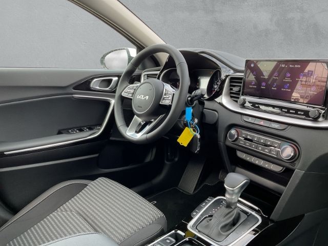 Fahrzeugabbildung Kia Ceed_sw VISION 1.5 T-GDI *KOMFORT-PLUS-PAKET*NAV