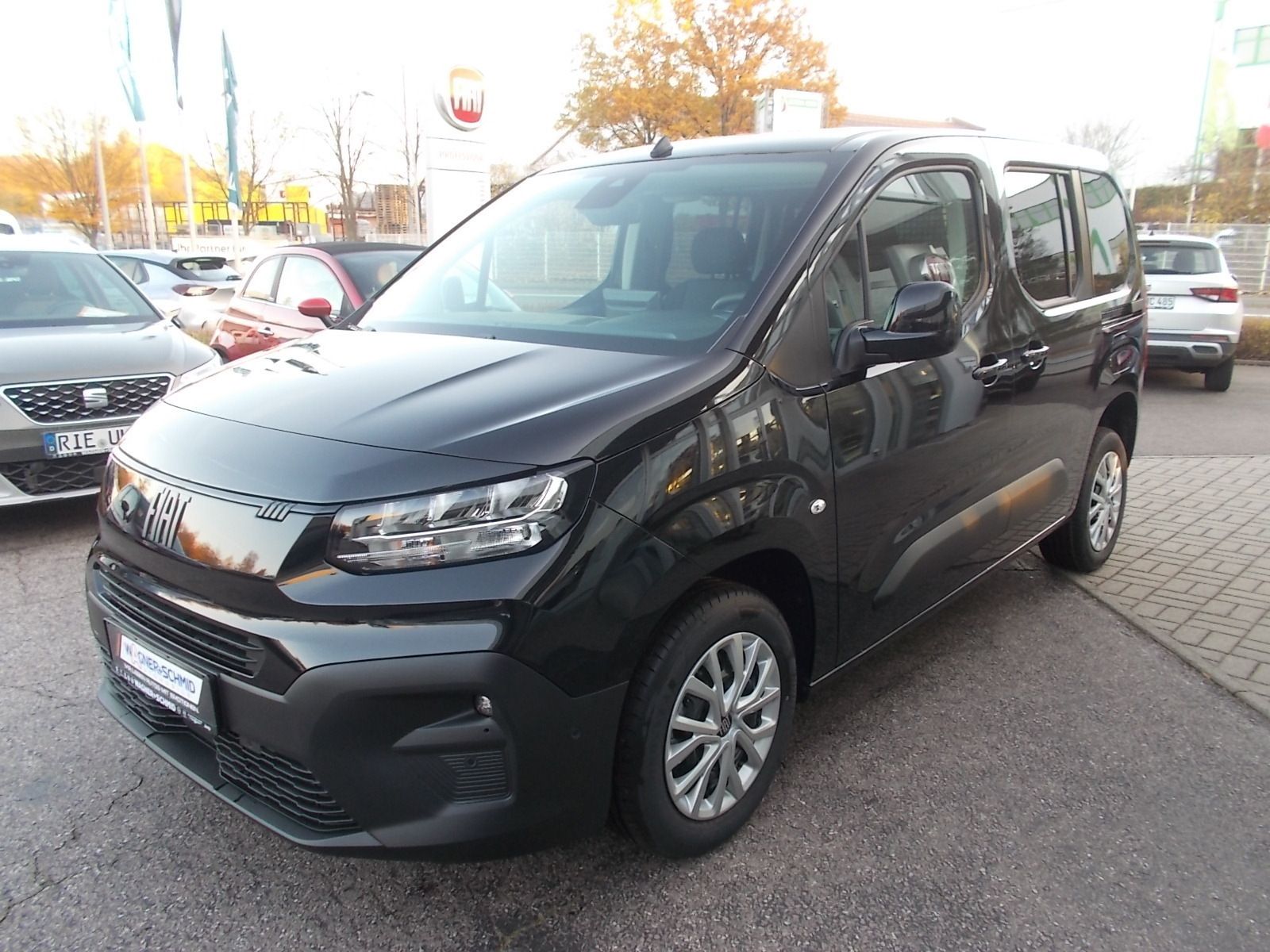 Fahrzeugabbildung Fiat Doblo Kombi L1 1.5 BlueHDi