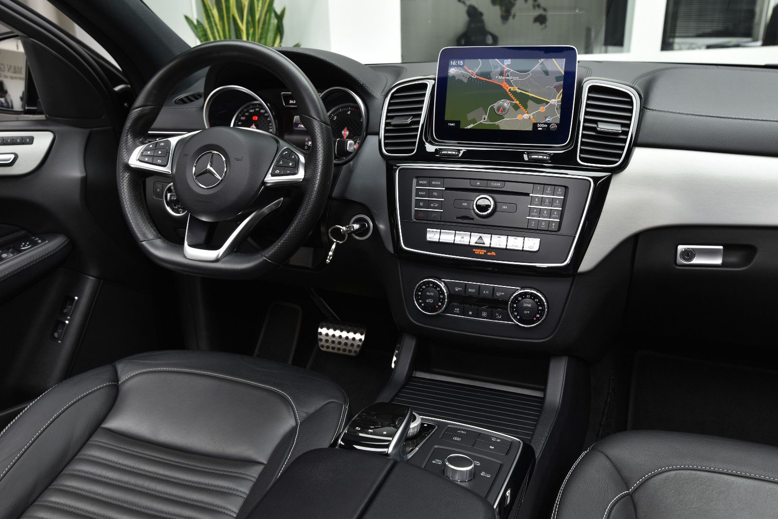 Mercedes-Benz GLE 350 d Coupé 4M Pano Luft AHK 3xAMG foto 2