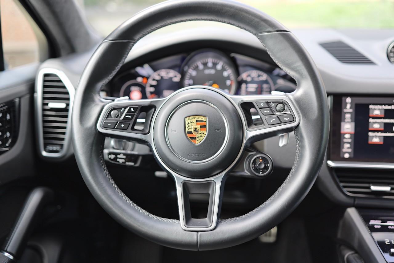 Porsche Cayenne Coupé GTS 460ch - Sport Chrono - Toit ouvrant panoramique - Carplay - Hayon éléctrique