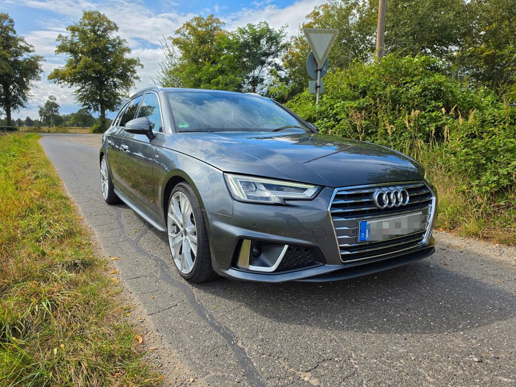 Image of Audi A4