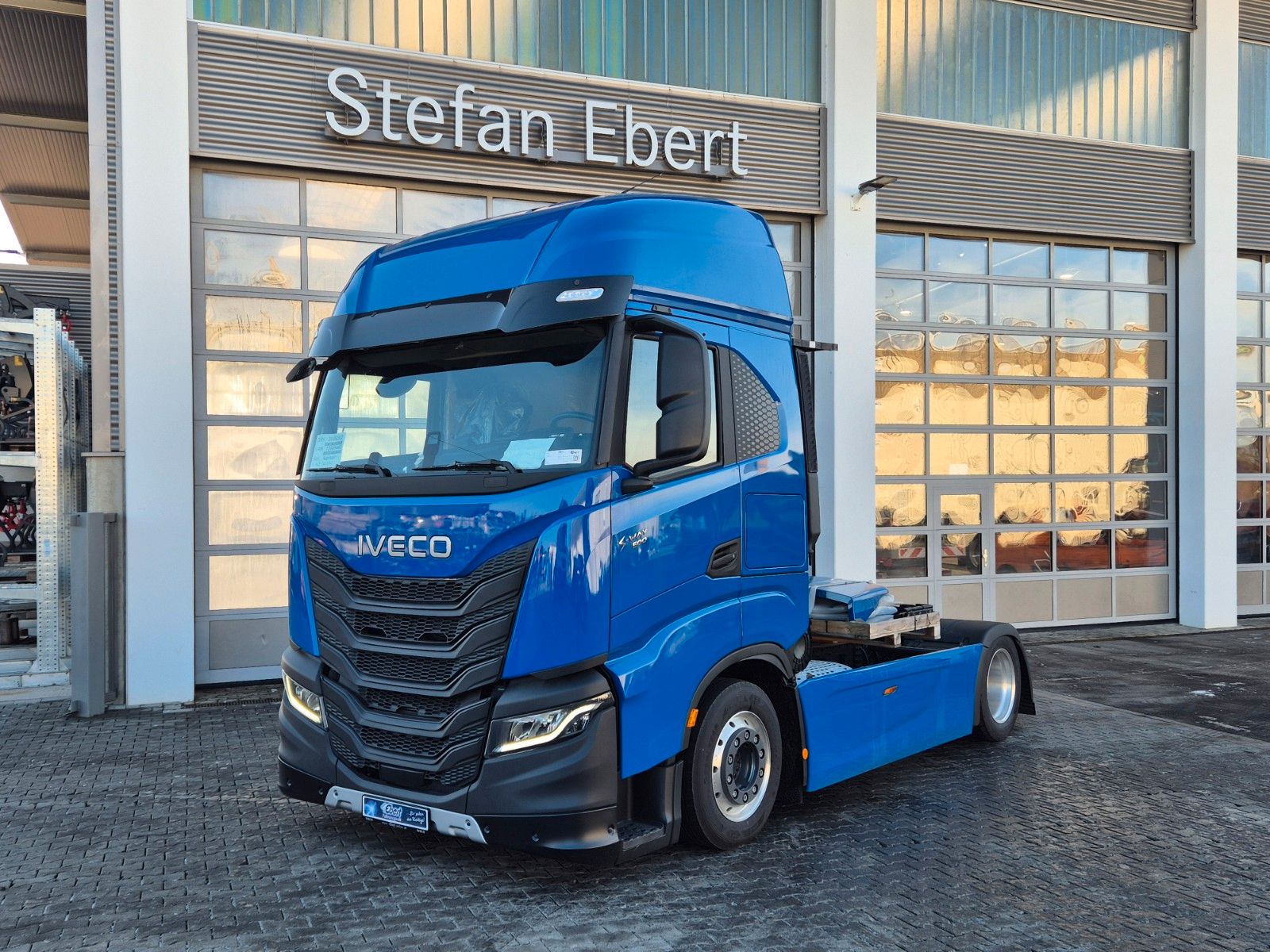 Fahrzeugabbildung Iveco AS440S50T/FP LT, Intarder, Alu-Felgen