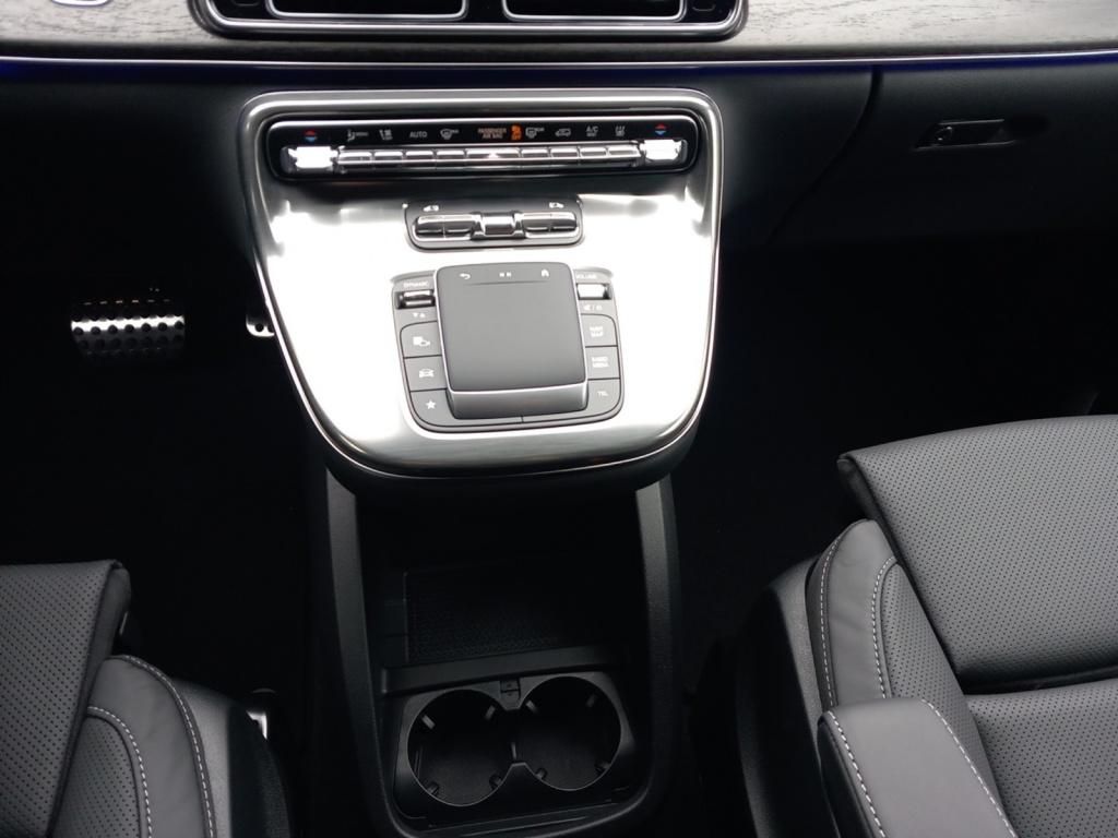 Fahrzeugabbildung Mercedes-Benz V 300 d Exclusive lang Panorama*AHK*Airmatic*LED