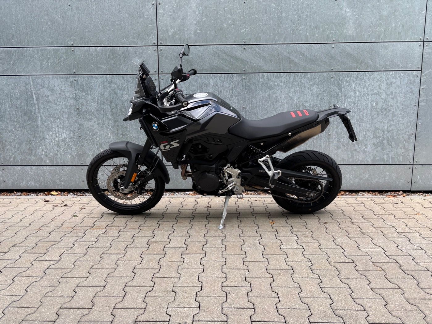 Fahrzeugabbildung BMW F 900 GS Dynamik-Paket