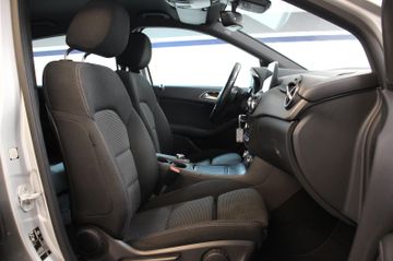 Mercedes B 180 - 11