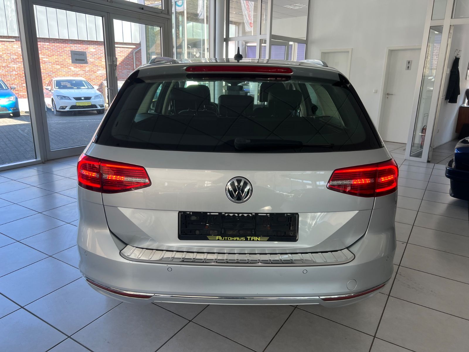 Fahrzeugabbildung Volkswagen Passat 2.0TDI DSG Variant Highline *MASSAGE*