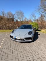 Porsche 992 Carrera 4 GTS Coupé Carrera GTS - Porsche 992 in Essen
