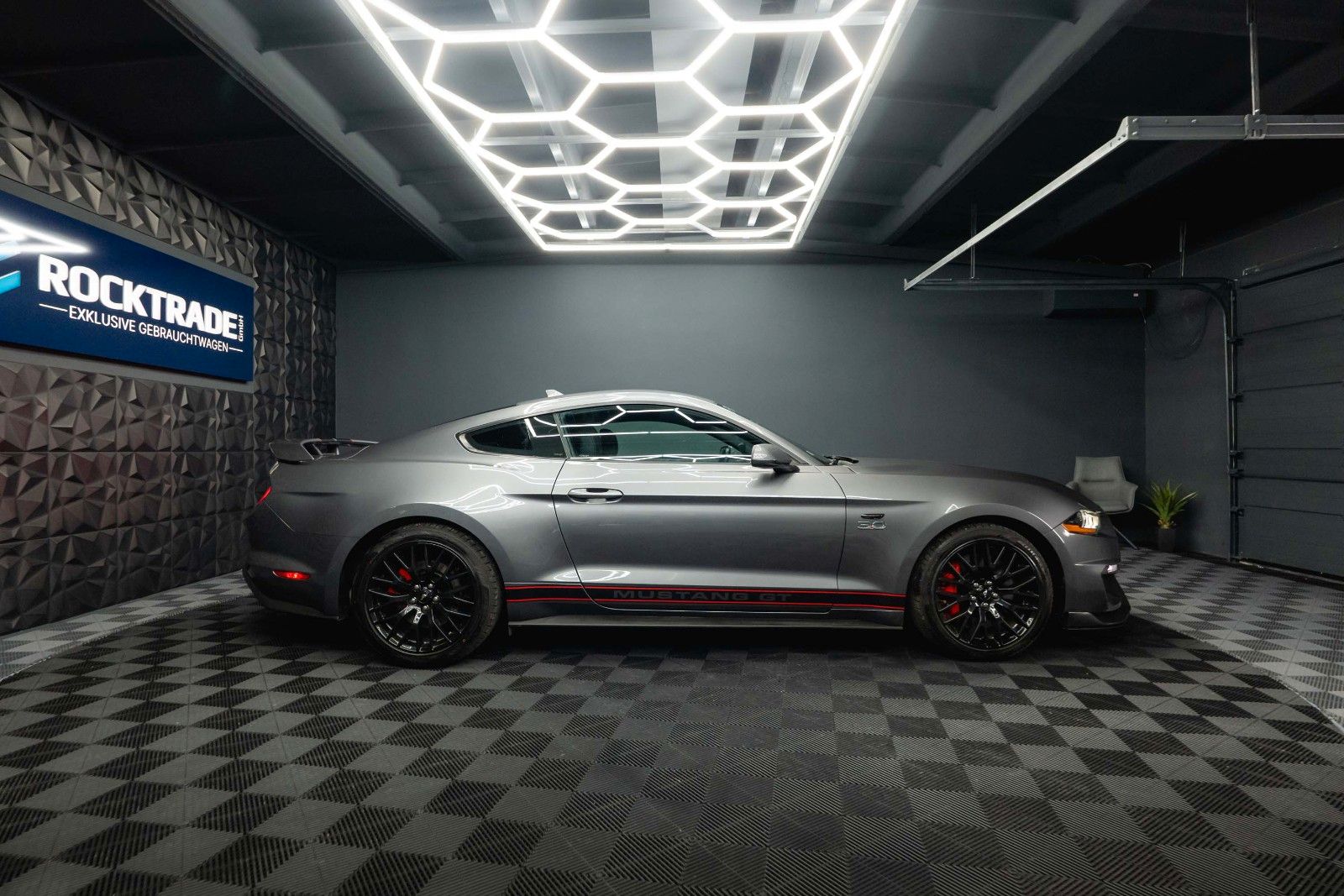 Fahrzeugabbildung Ford Mustang Shelby GT 500 5.0 V8 Performance CarPlay
