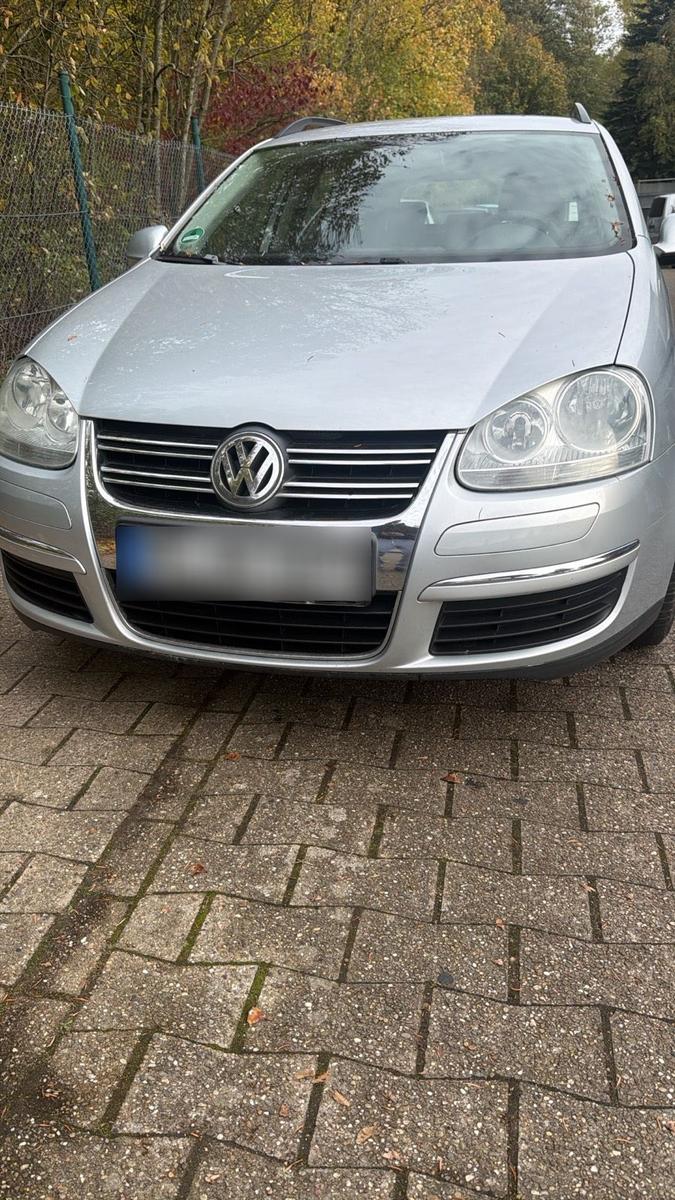 Volkswagen Golf 2008 — rear view