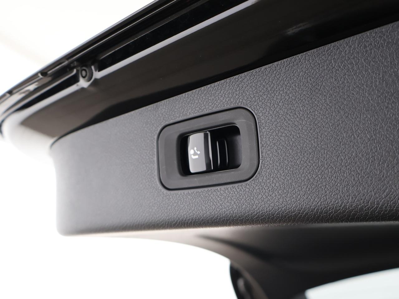 Mercedes-Benz E 220 d T AMG Night Pano AHK 20 Zoll Burmester