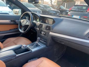 Mercedes E 250 - 6