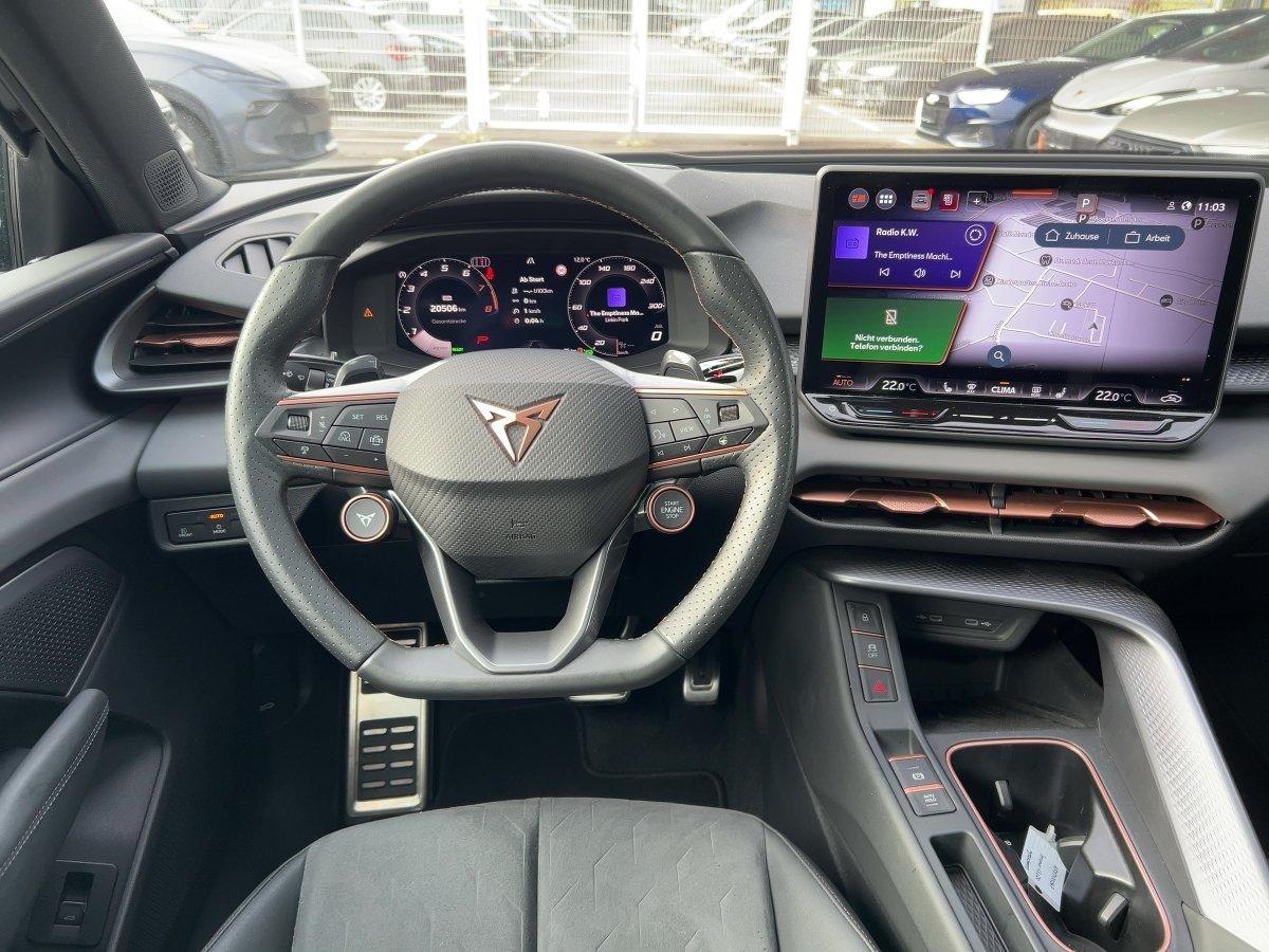 Cupra Terramar 1.5 eTSI DSG MATRIX+AHK+ACC+HUD+PANO+36