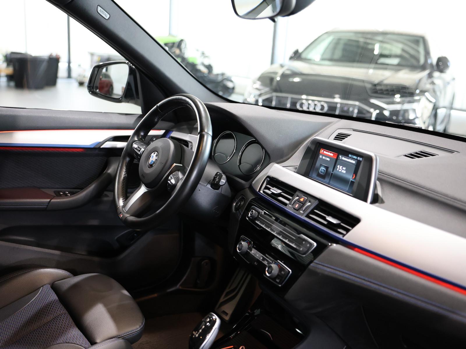 BMW X1 sDrive 20i M-SPORT SHADOW / LED, LEDER, NAVI+, миниатюра 14