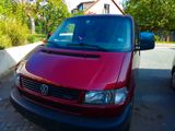 Volkswagen T4 Caravelle 2,5-l-Diesel TDI Tüv neu