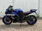 Yamaha R7 | BJ 2023 | 8.600 km | Leovince - YAMAHA R8