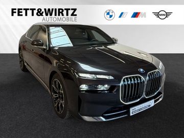 BMW 750 - 1