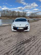 Renault Megane Coupé Renault Sport TCe 250 Renault Sport - Renault Megane: Sport