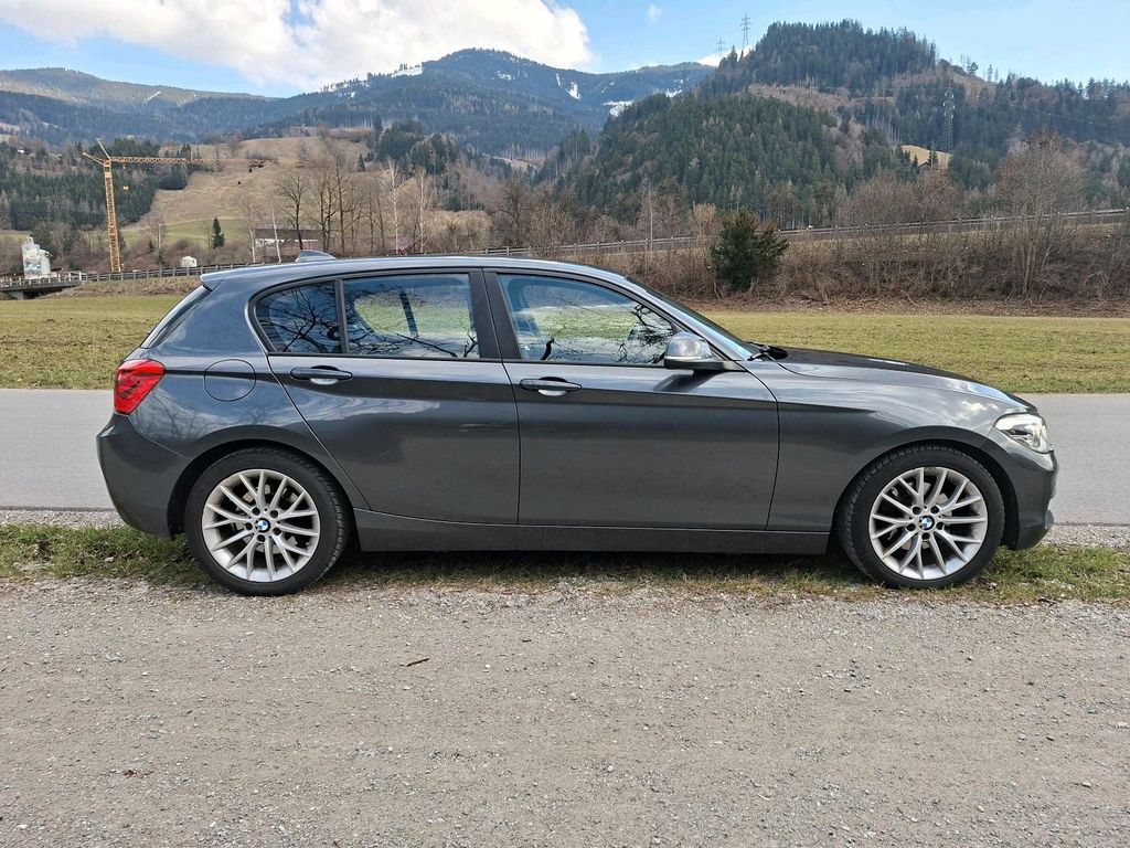 Image of BMW 120