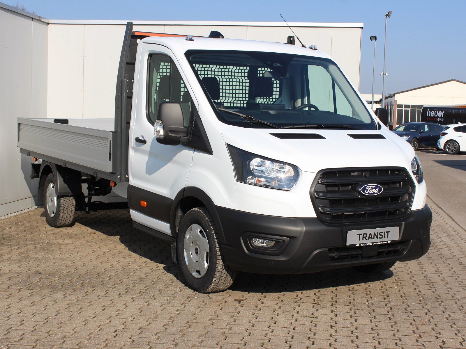 Fahrzeugabbildung Ford Transit 350 L3 Einzelkabine Trend