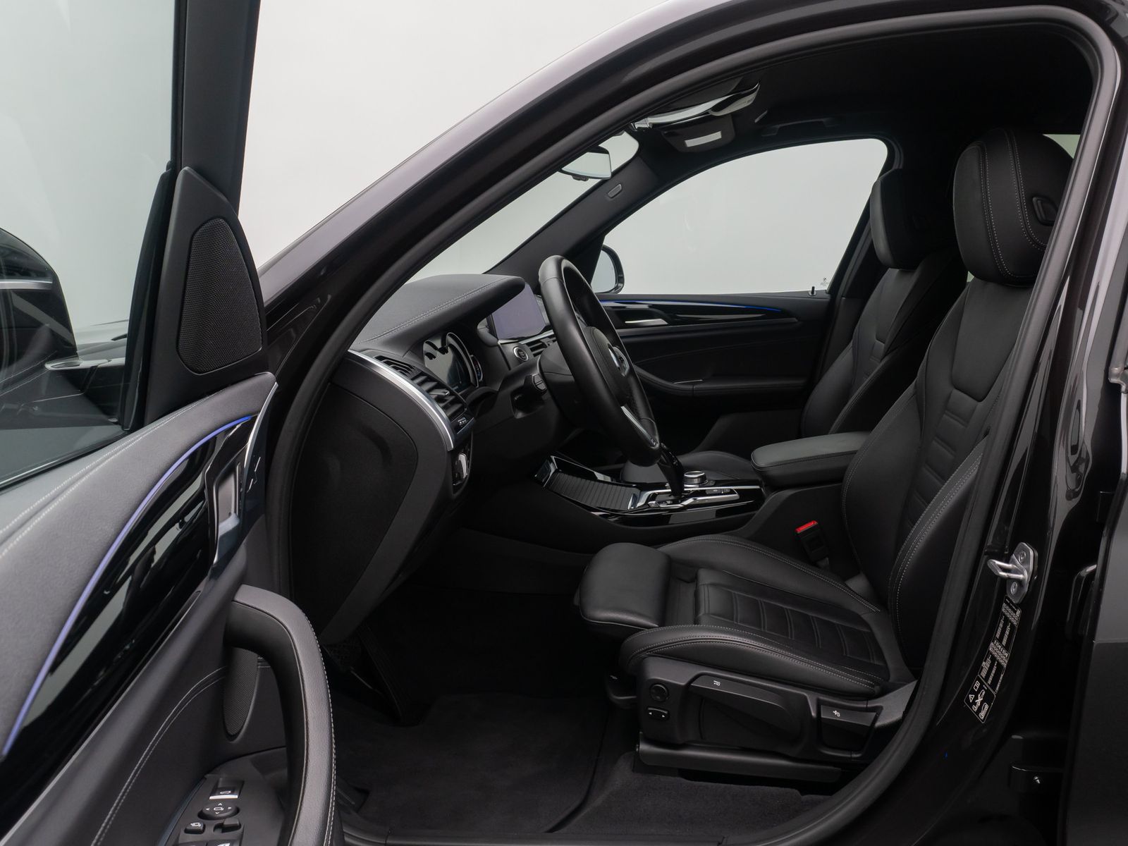 Fahrzeugabbildung BMW X3 xD20i LuxuryLine HUD Kamera Alarm HiFi 21Zoll