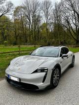 Porsche Taycan 4 Cross Turismo - Approved / BOSE / Pano  - Porsche Taycan in Duisburg