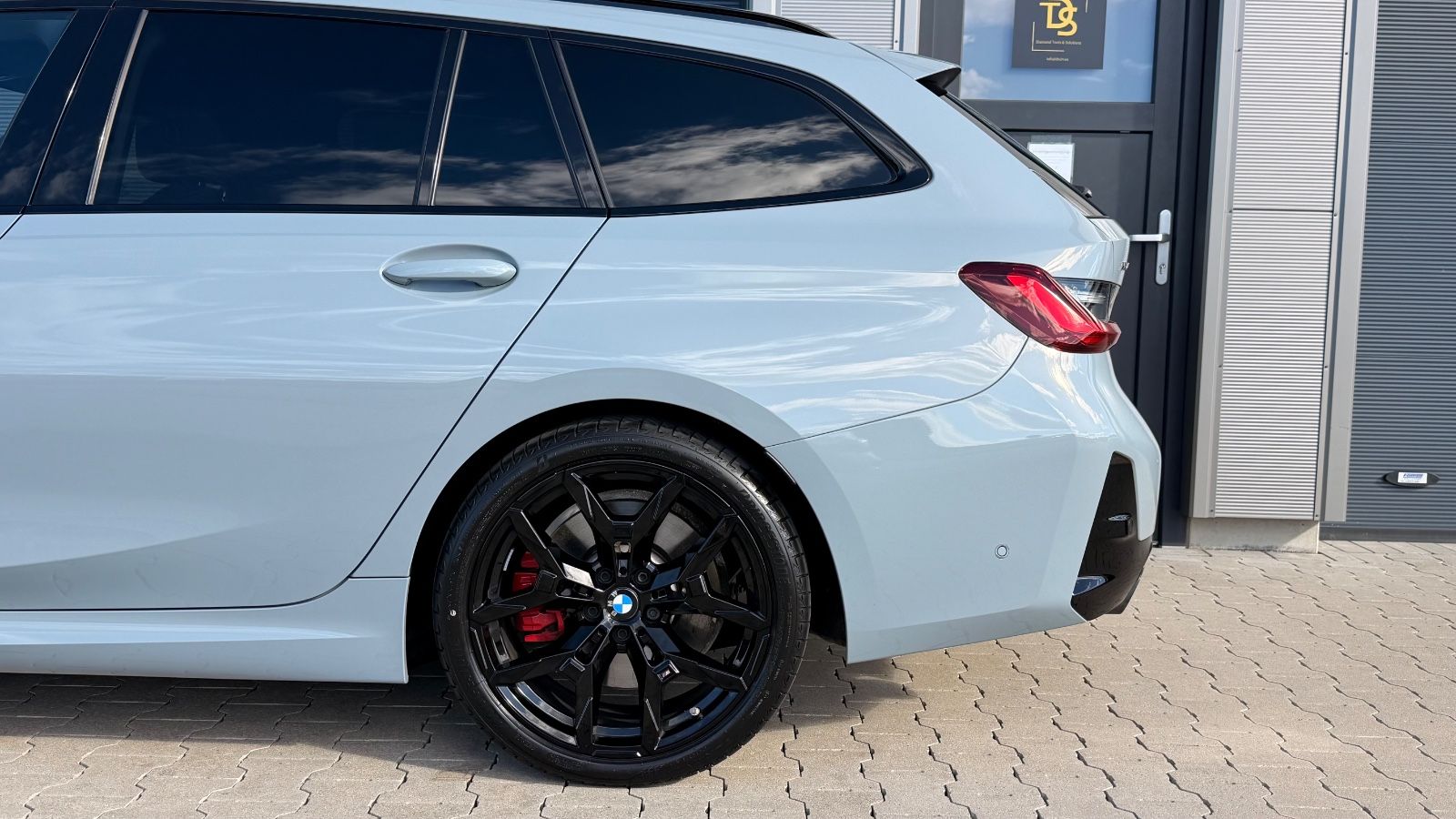 BMW 320 320 d xDrive M Sport PRO|H&amp;K|HuD|AHK|PANO|EL.Sit Vorschau 5