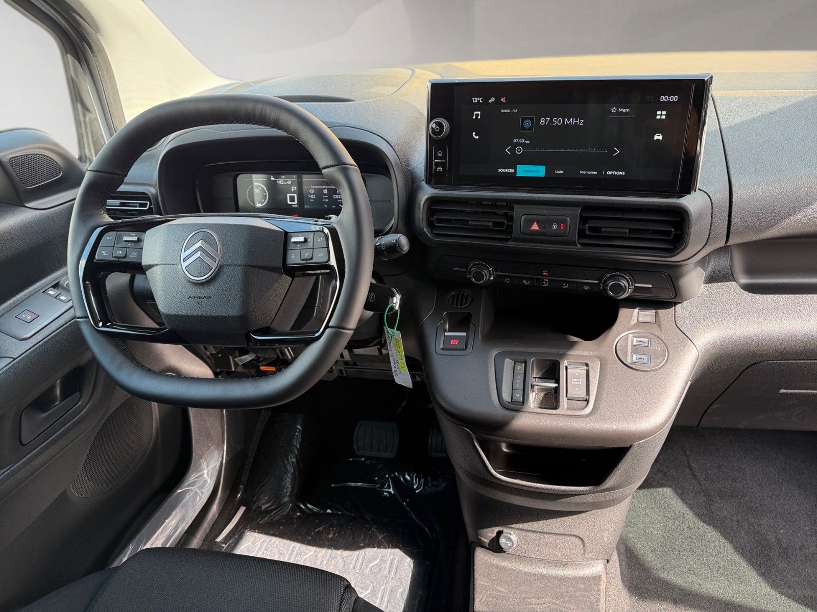 Fahrzeugabbildung Citroën Berlingo Kastenwagen XL Diesel 130 Automatk