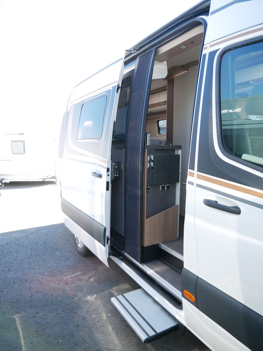 Fahrzeugabbildung Malibu Genius 641 LE Dachklimaanlage geschenkt