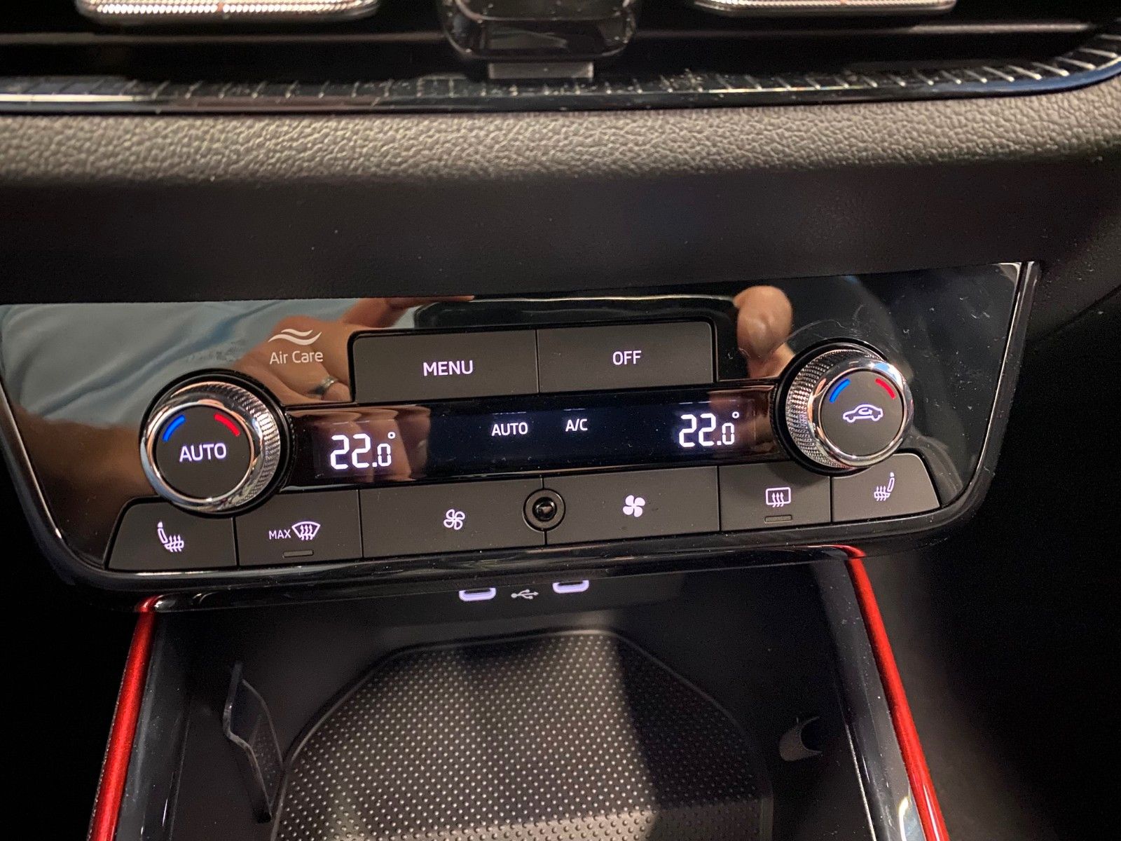 Fahrzeugabbildung SKODA Fabia 1.0l TSI DSG Monte Carlo+bis 2030 GARANTIE