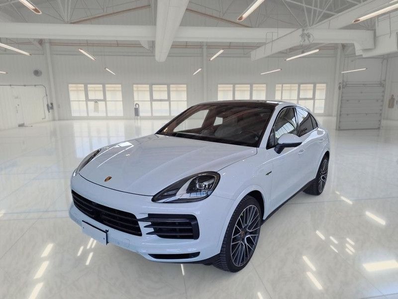 Porsche PORSCHE CAYENNE COUPE 3.0 V6 E-HYBRID PLATINUM E