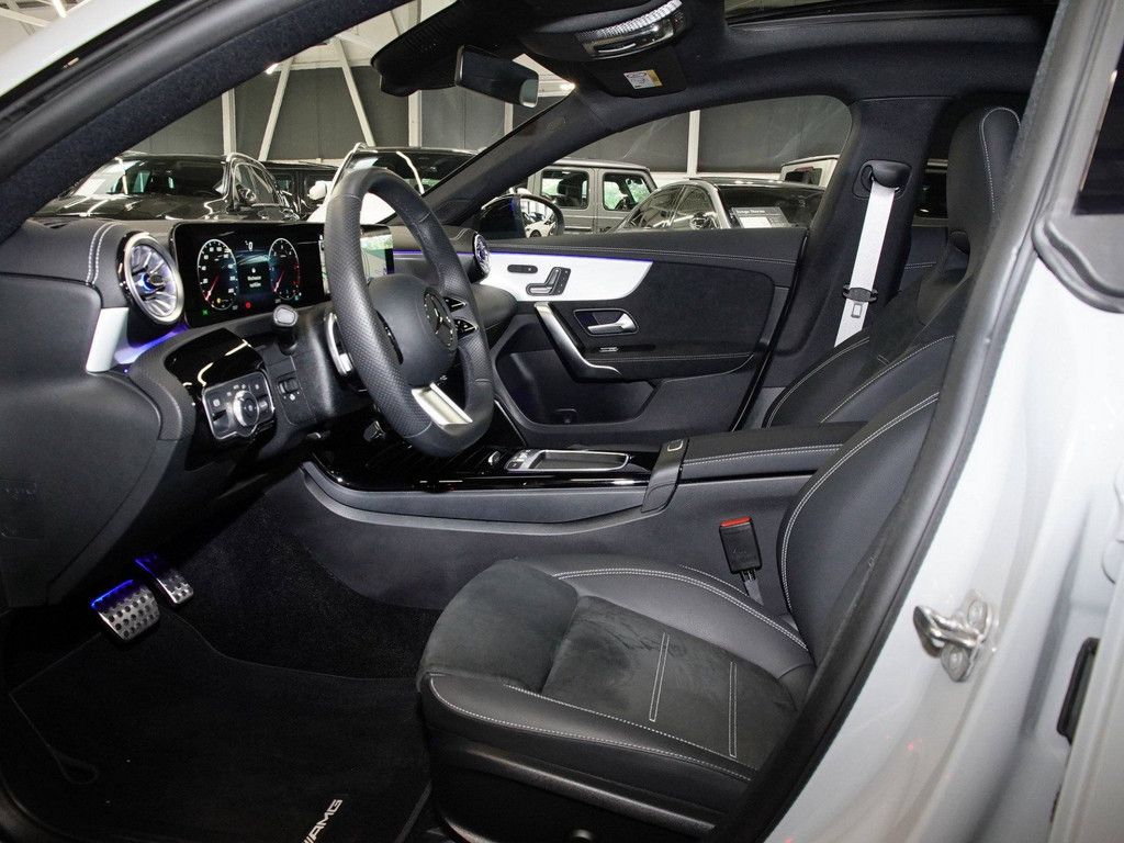 Mercedes-Benz CLA 220 SB d AMG Sport Special Edition NIGHT ACC foto 12