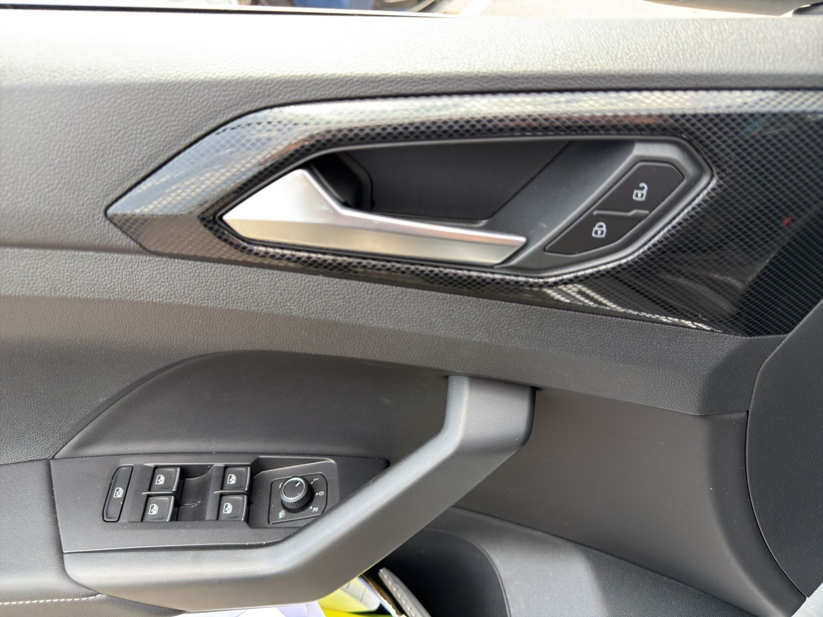 Volkswagen T-Cross - Bild 9
