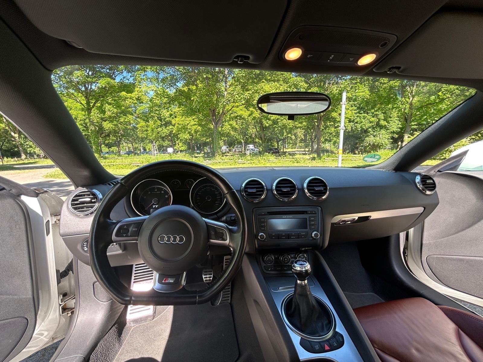 Audi TT Coupe 1.8 TFSI -