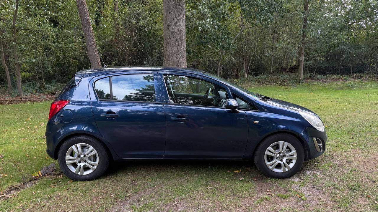 Opel Corsa 2013 — engine 90 HP (66kW)