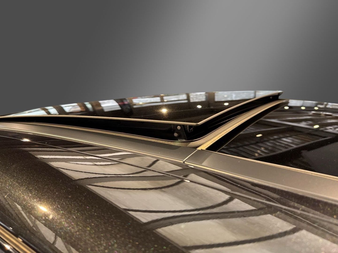 Fahrzeugabbildung Alfa Romeo Stelvio Veloce Q4 2.0 Turbo - AHK - 21 Zoll- Pan