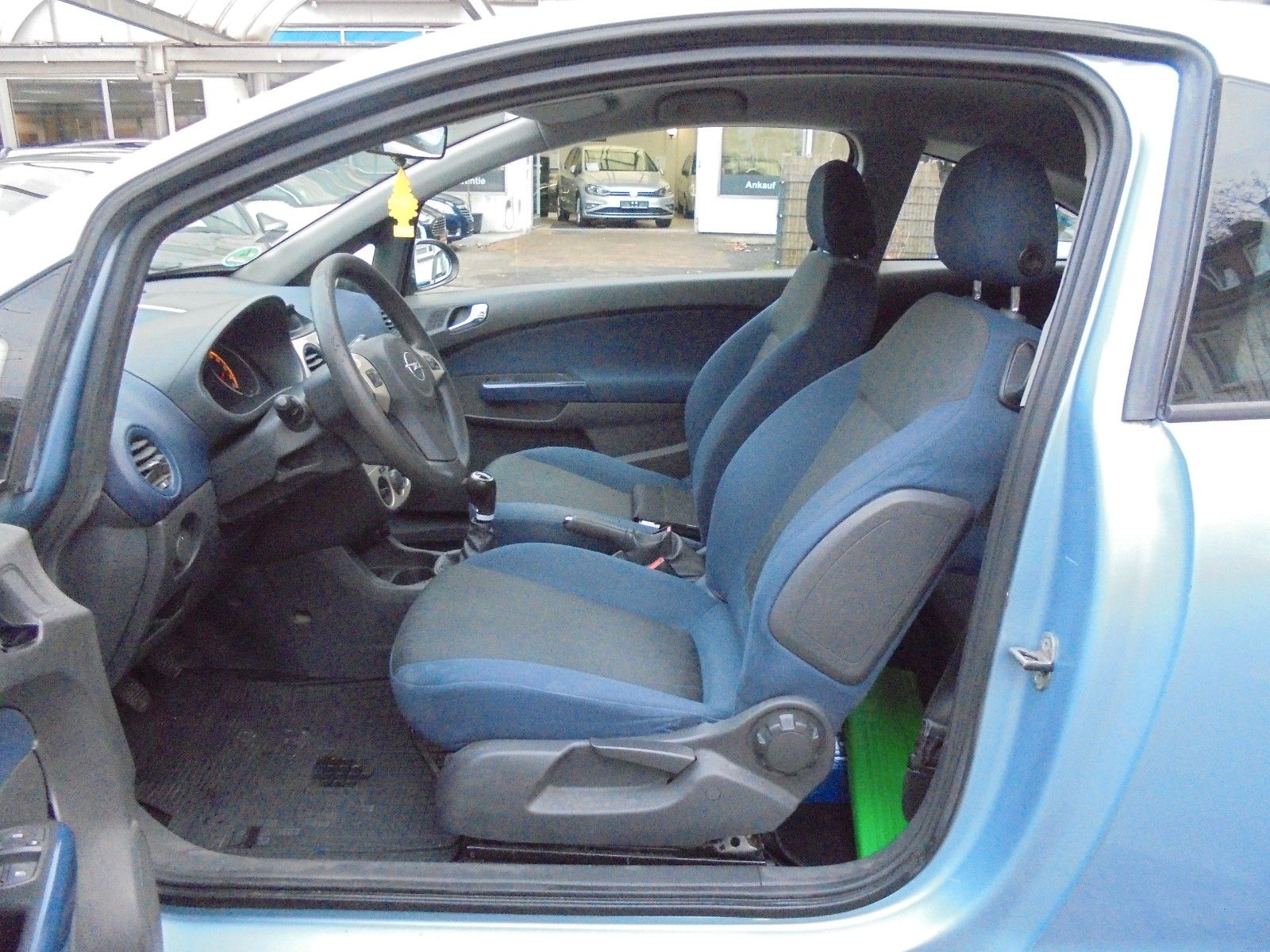 Fahrzeugabbildung Opel Corsa D Edition Klima/el Fenster/Servo/TÜV NEU/