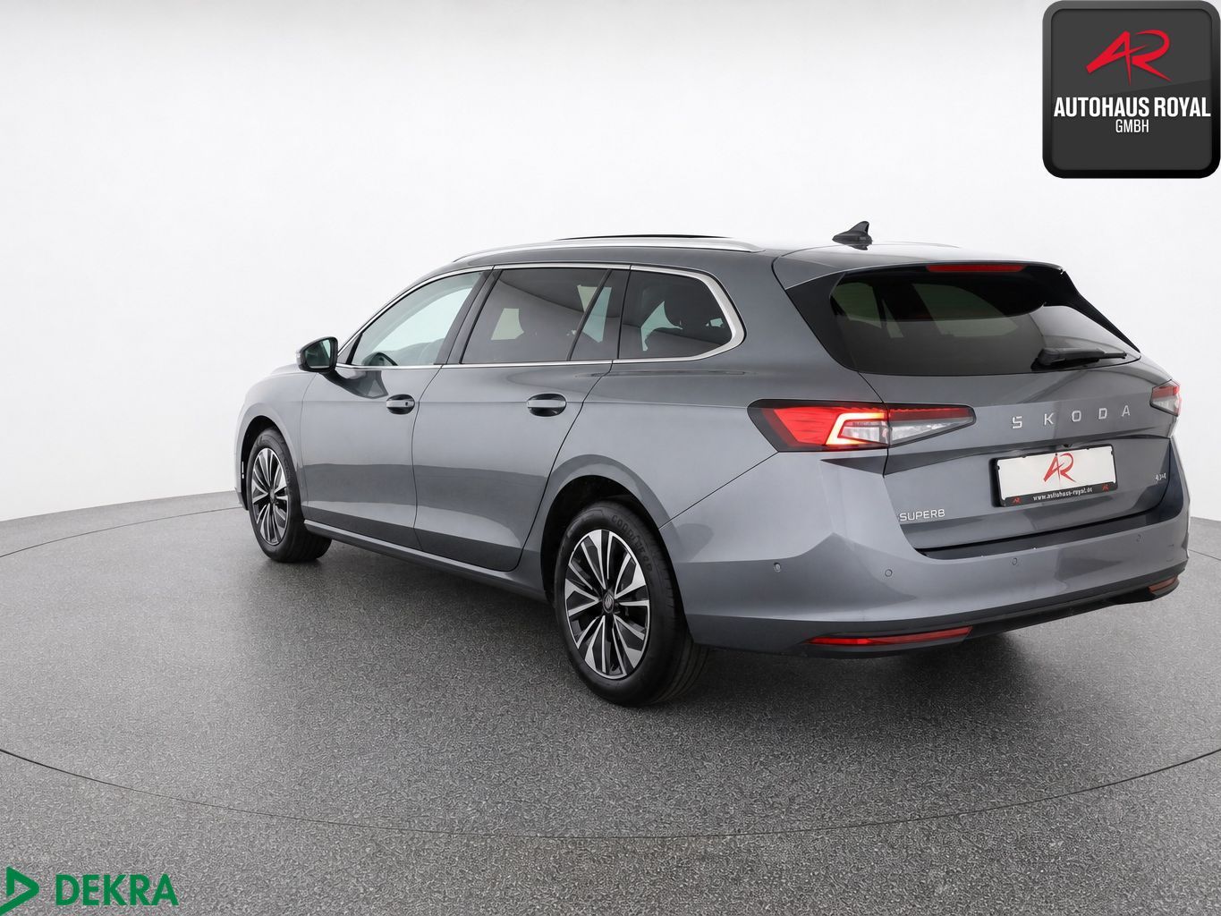 Skoda Superb Combi 2.0 TDI 4x4 PANO,360°,MASSAGE,ACC foto 3