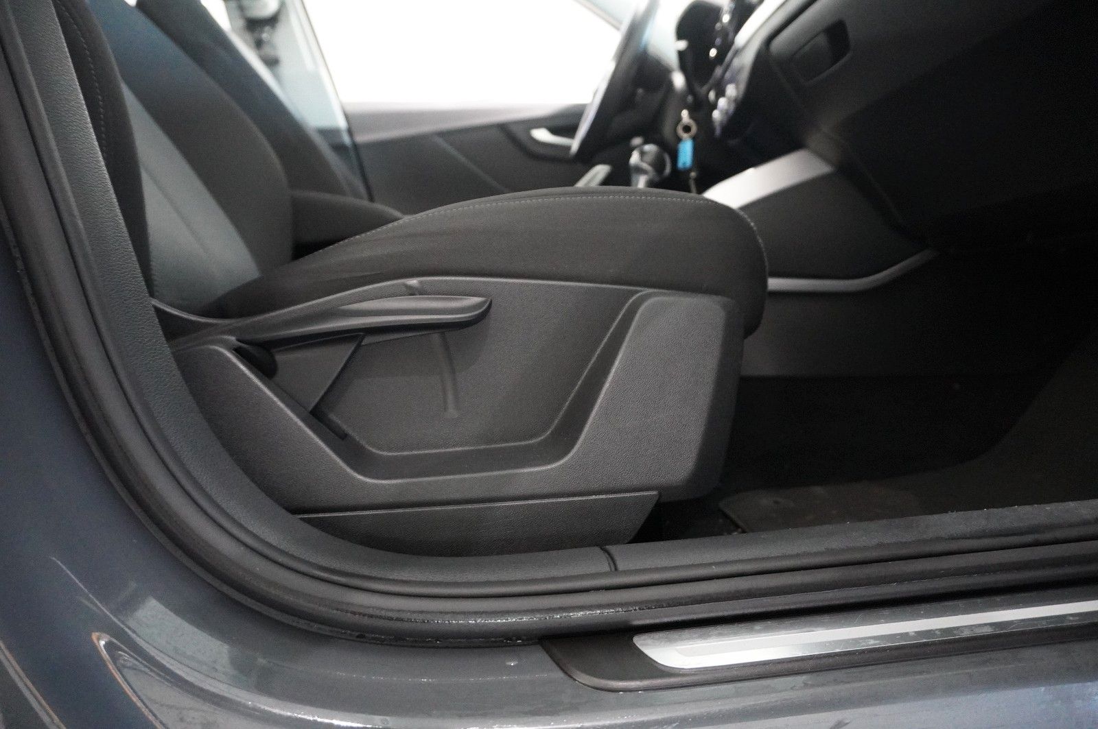 Fahrzeugabbildung Audi Q2 1.0 TFSI ULTRA S-TRONIC KLIMA/SHZ/PDC/19"