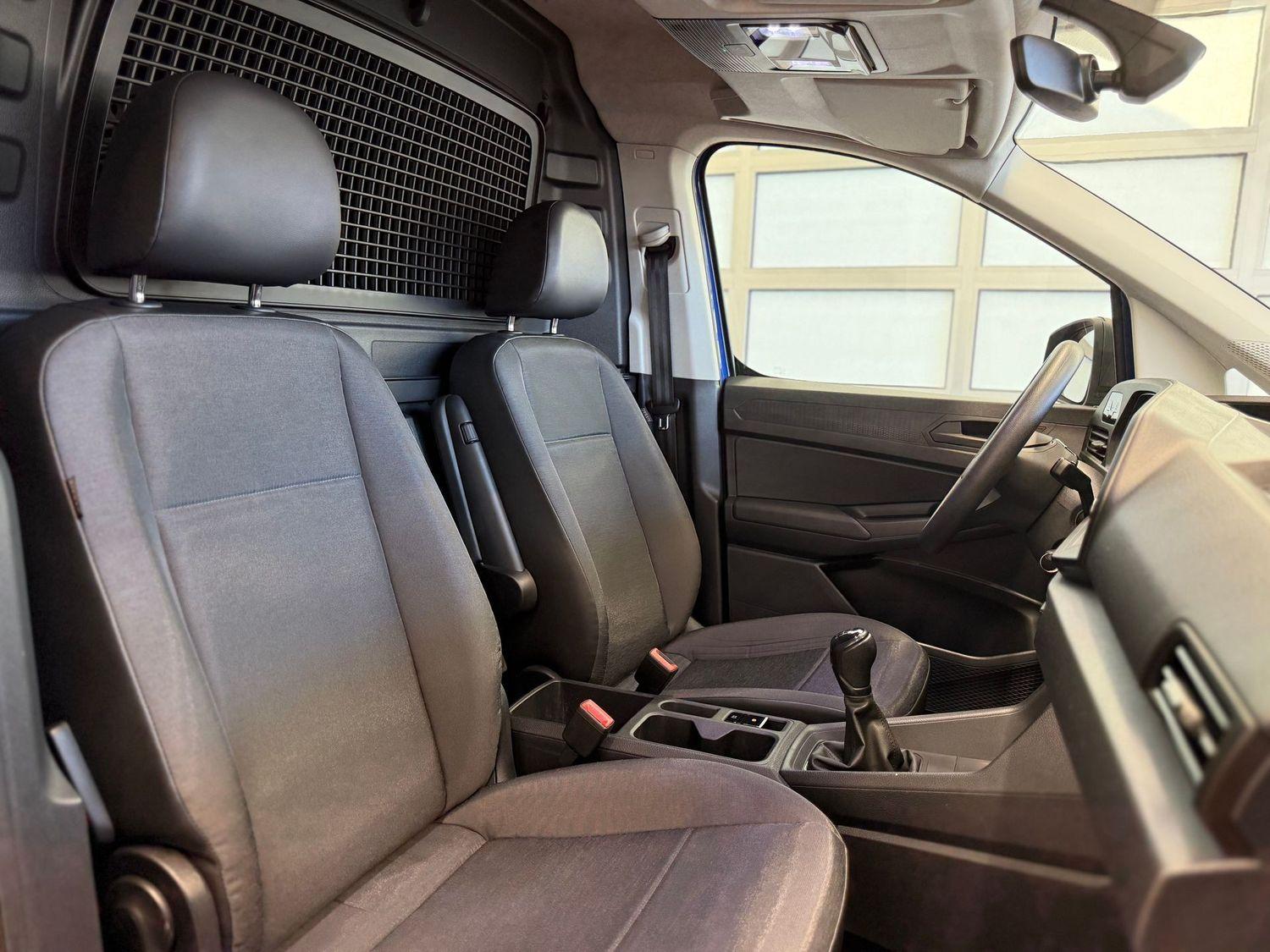 Volkswagen Caddy Maxi PDC DAB Tempomat 1.Hand